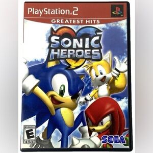 CIB Pre-Owned Sonic Heroes Greatest Hits Version Video Game by Sega for Sony PS2